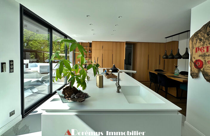 PROPRIÉTÉ D'EXCEPTION DE 400 M2 AVEC PISCINE MIROIR, PARC PA — photo 4