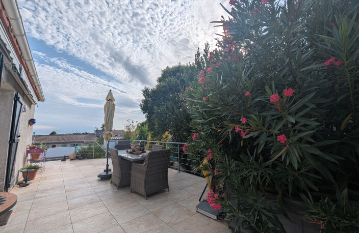 A VENDRE - PUISSERGUIER - VILLA T4 + BUREAU DE 110 M2 HAB SU — photo 3