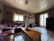 APPARTEMENT T5 EN REZ DE VILLA AVEC TERRASSE ET PISCINE A VE — photo 4