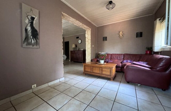 APPARTEMENT T5 EN REZ DE VILLA AVEC TERRASSE ET PISCINE A VE — photo 5