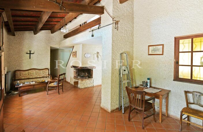 Gordes : maison en pierres avec piscine en bordure de village — photo 5