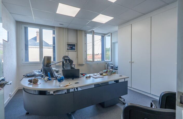 Vente bureau  100 m² Troyes (10000) — photo 3