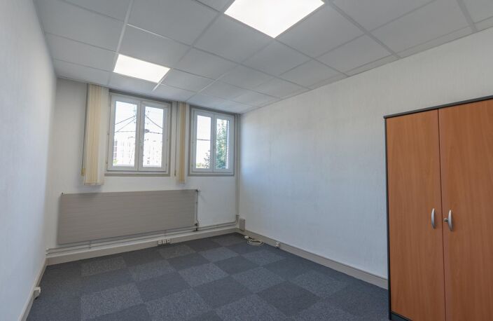 Vente bureau  100 m² Troyes (10000) — photo 5