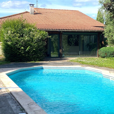 Maison 5 pièces 241500 €