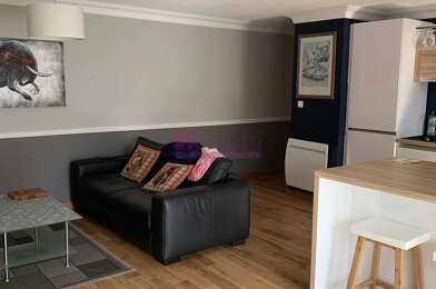 Appartement 3 pièces 1090 €