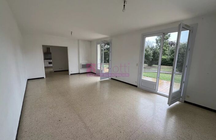 MAISON AVEC 2 APPARTEMENTS — photo 3