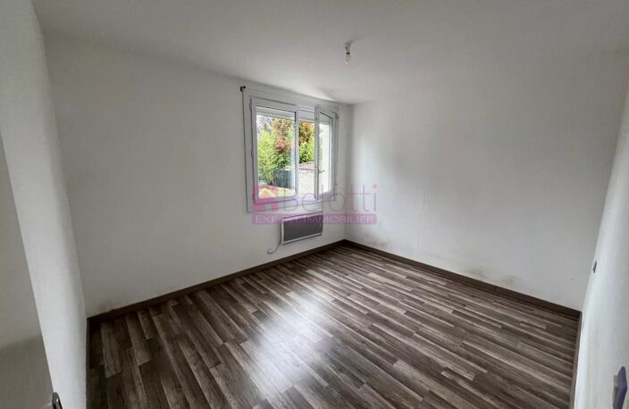 MAISON AVEC 2 APPARTEMENTS — photo 5