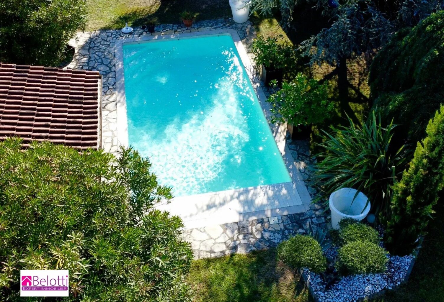 VILLA D'ARCHITECTE AVEC PISCINE / POOL HOUSE — photo 1