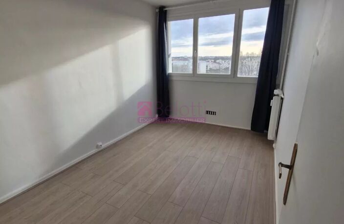 Appartement T 4 Toulouse BOURRASOL — photo 4