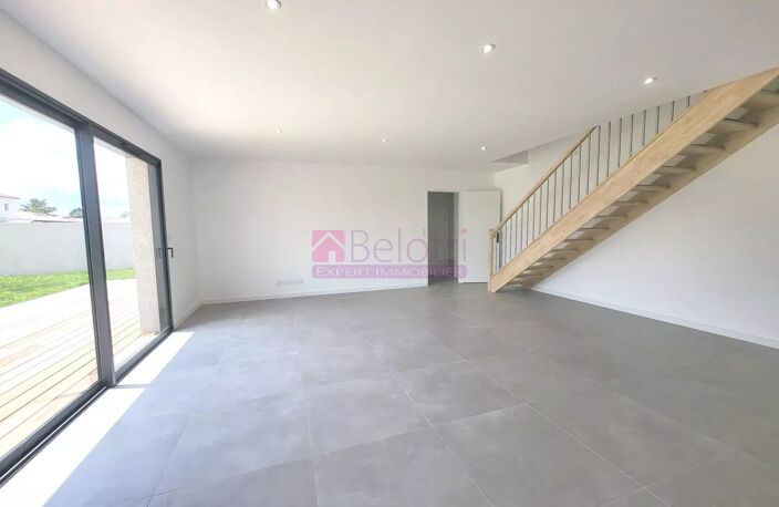 Villa type 5  113 m²  PINS-JUSTARET — photo 4