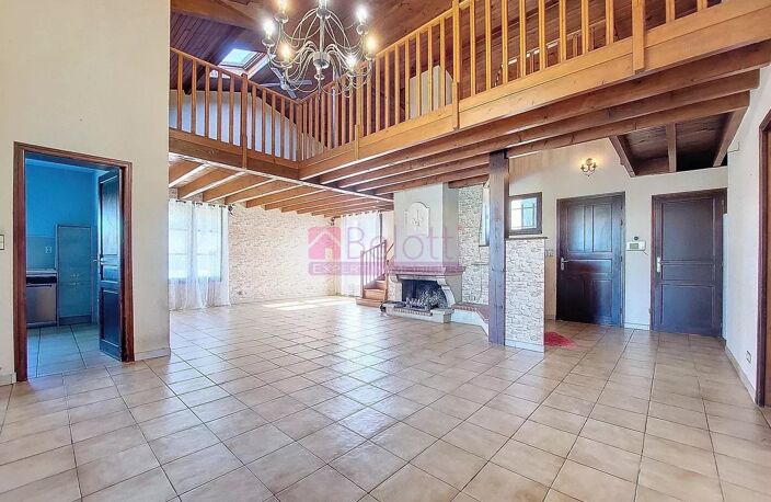 Villa type 6/7 LACROIX FALGARDE 186 m² — photo 3