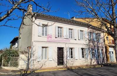 Ensemble immobilier au centre de Villeneuve Tolosane — photo du bien
