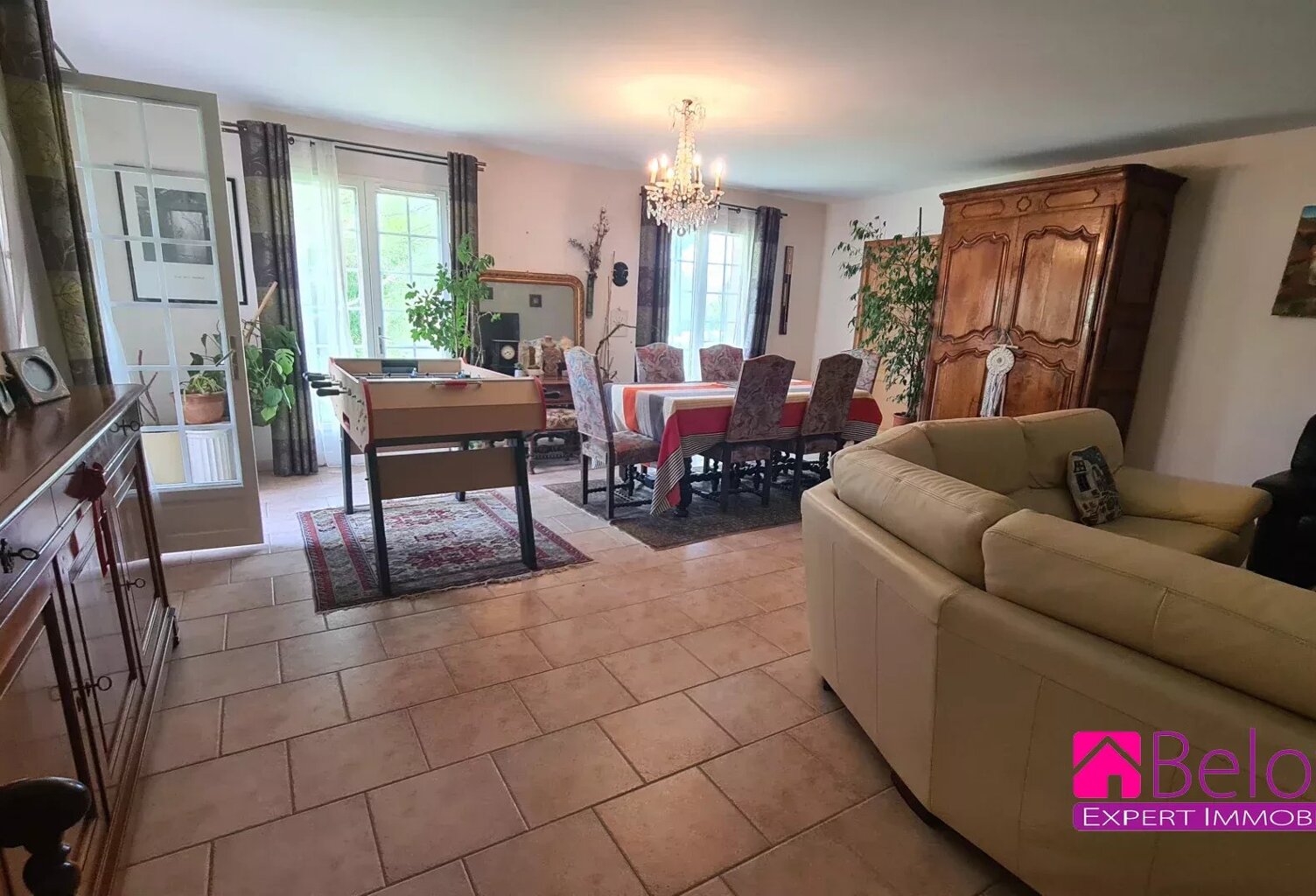 T5 de plain-pied avec garage et piscine — photo 1