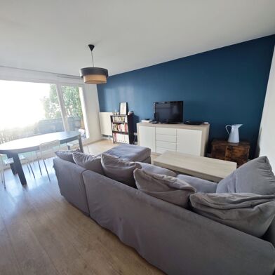 Appartement 4 pièces 275600 €