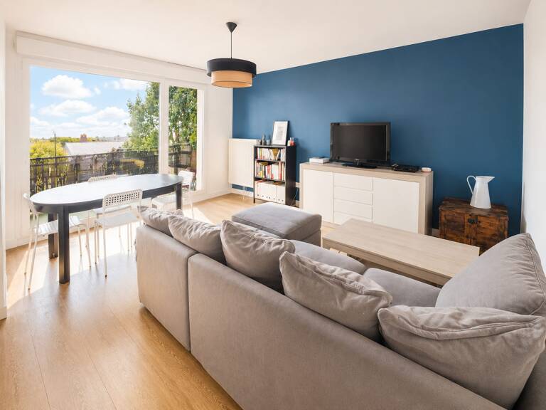 Tours Strasbourg  Appartement 3 chambres, terrasse et parking — photo 1