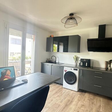 Appartement 3 pièces 215000 €