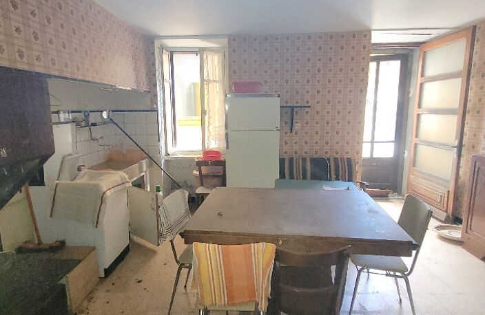 Maison de village à rénover petit prix - Toiture nickel — photo 3