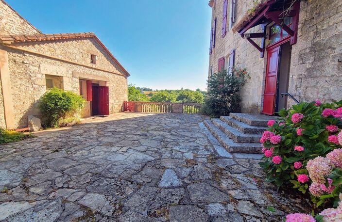 Demeure de ville et village — photo 3