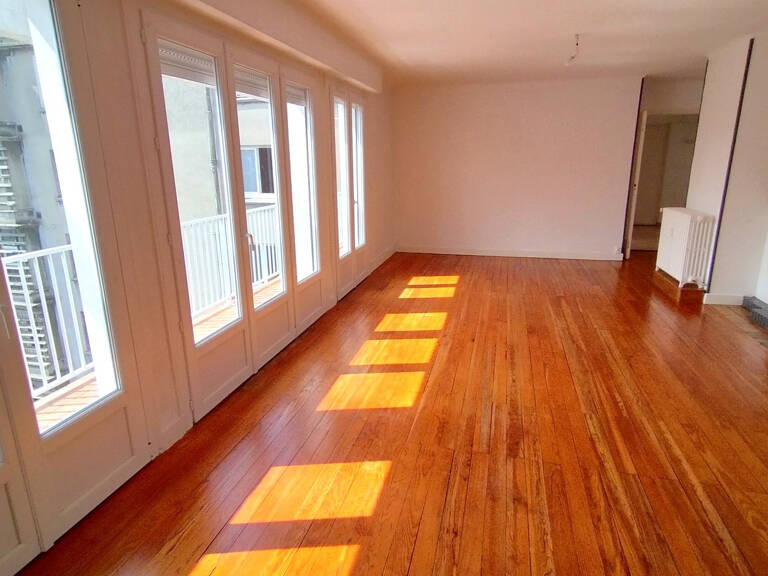 Appartement avec ascenseur, 3ch, lumineux. — photo 1