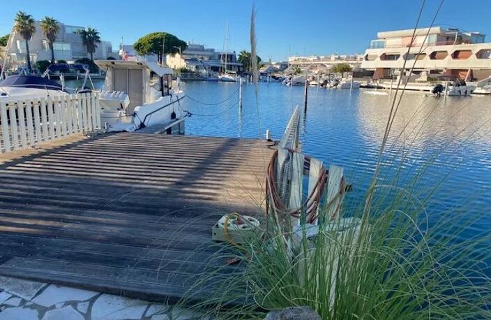 MARINA 4 pièces vue large et dégagée sur le plan d'eau de PORT CAMARGUE — photo 2