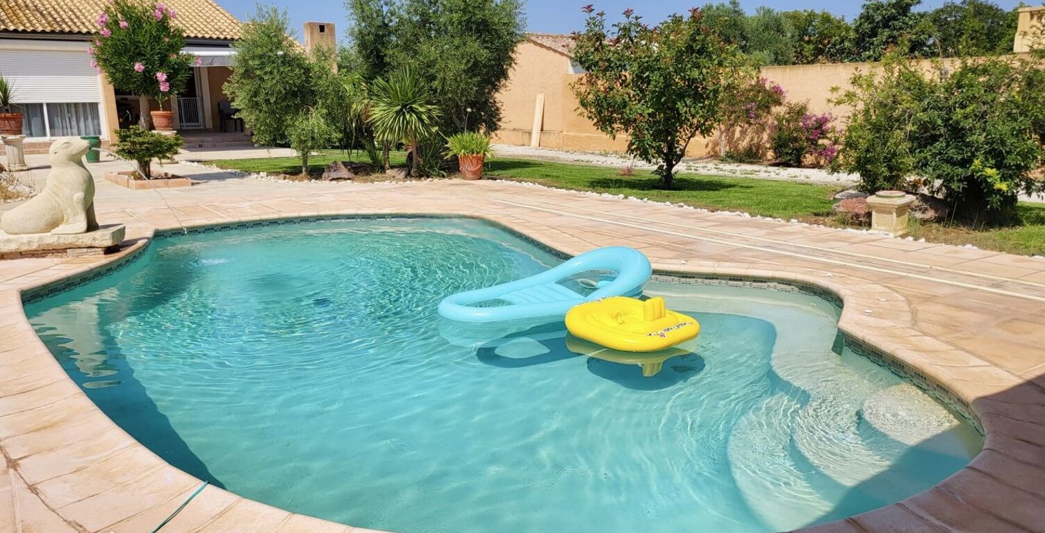 Maison  Belle villa familiale avec piscine — photo 1