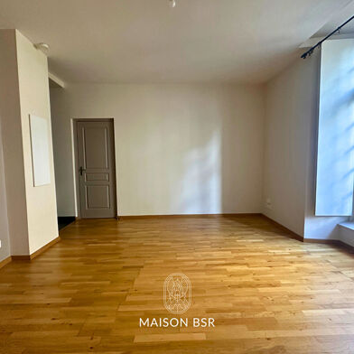 Appartement 1 pièces 141500 €