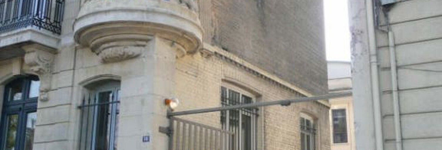 Garage   m² à louer à Rouen (76000)