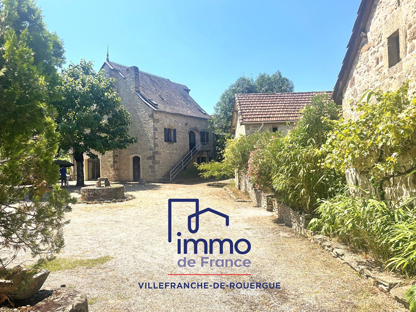 Villa / Maison  T16 à vendre Ginals 82330
