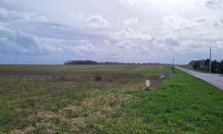 Terrain  1775 m² à vendre à Douchy-Montcorbon (45220)