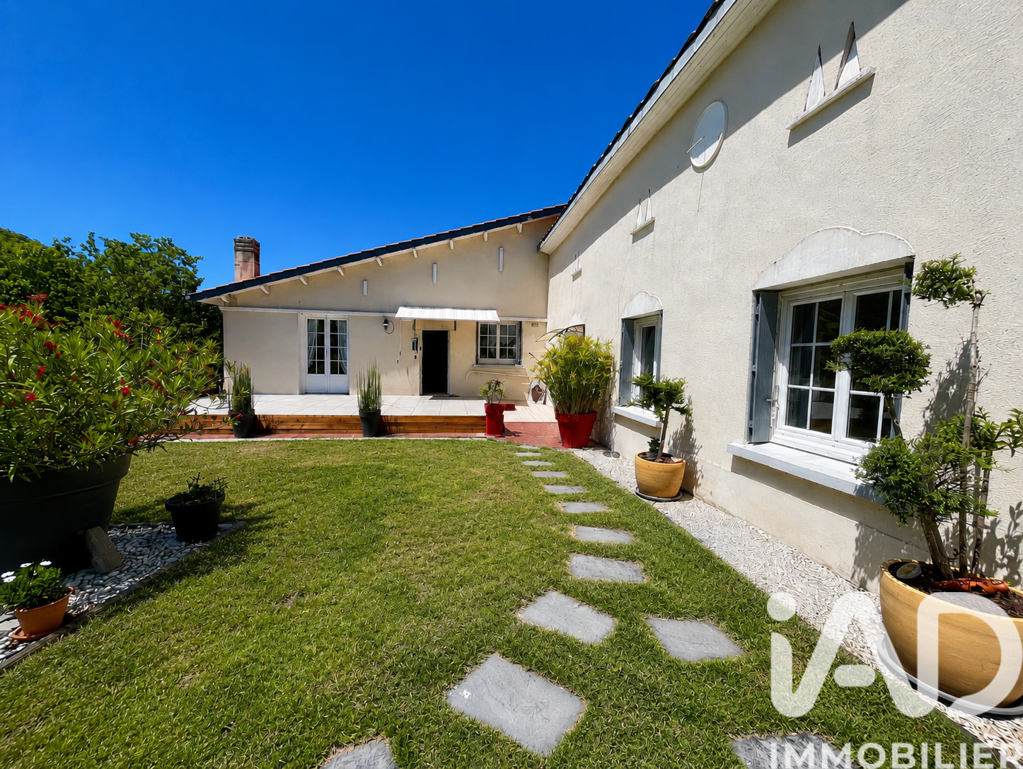 Maison à vendre, 8 pièces, 180 m², Barbezieux-Saint-Hilaire