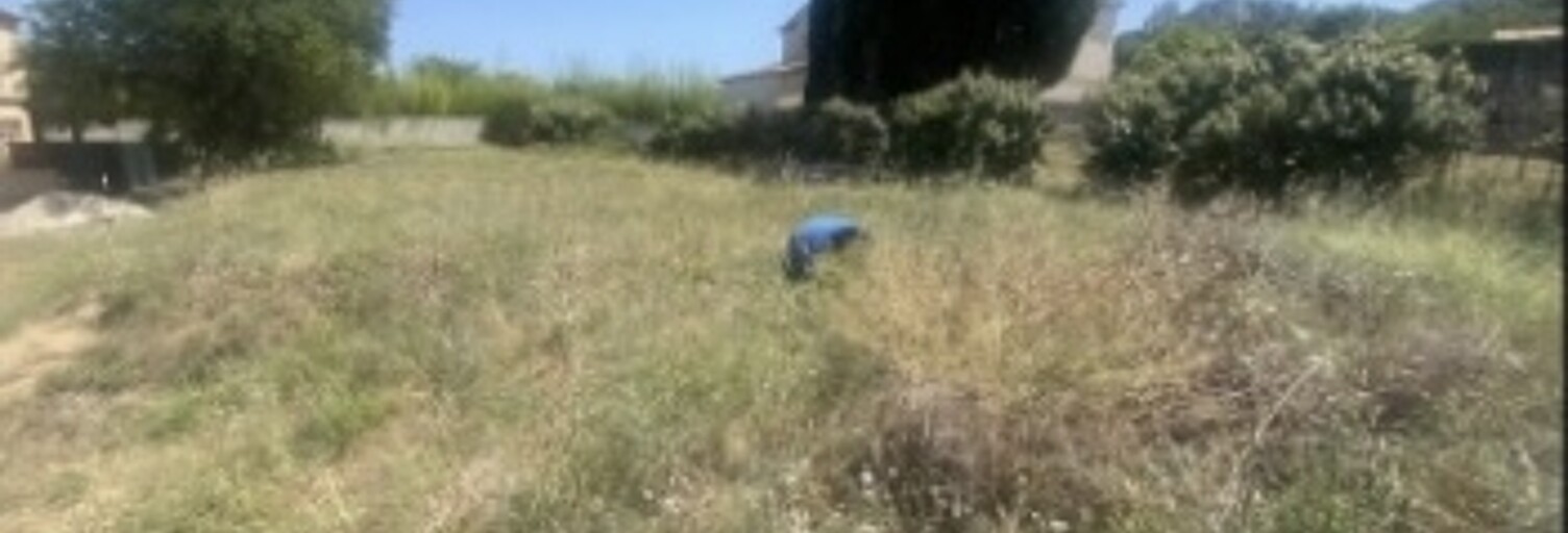 Terrain  817 m² à vendre à Rochefort-du-Gard (30650)