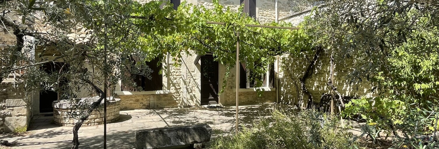 Maison 8 Pièces 225 m² à vendre à Chamaret (26230)