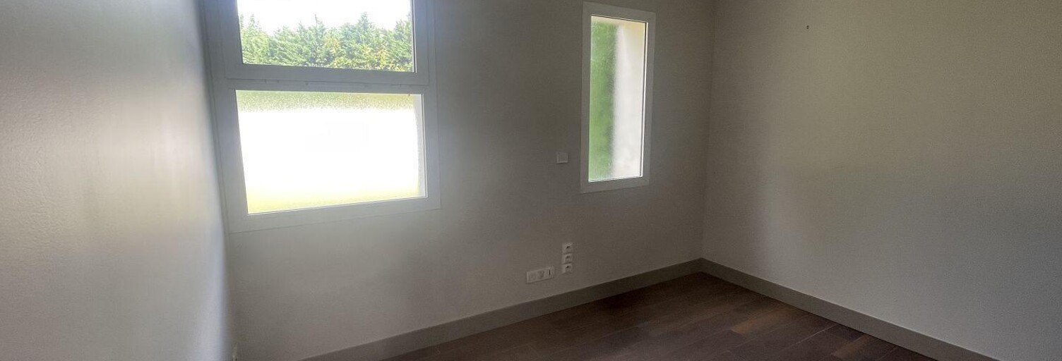 Commerce  72 m² à louer à Belin-Béliet (33830)