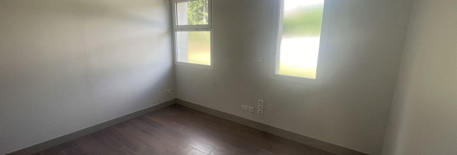 Commerce  60 m² à louer à Belin-Béliet (33830)