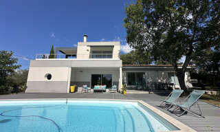 Maison 6 Pièces 135 m² à vendre à Saint-Jean-de-Crieulon (30610)