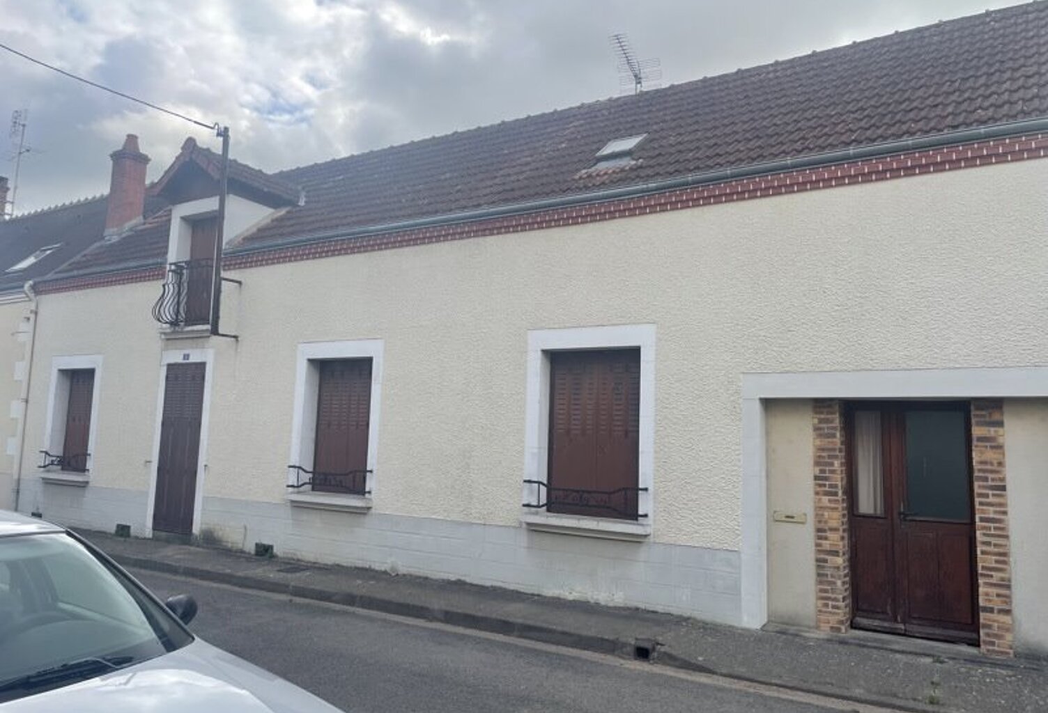 Maison de bourg de 8 pièces principales — photo 1
