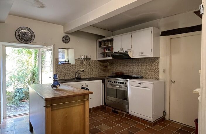 Maison en pierre de 5 pièces principales — photo 2