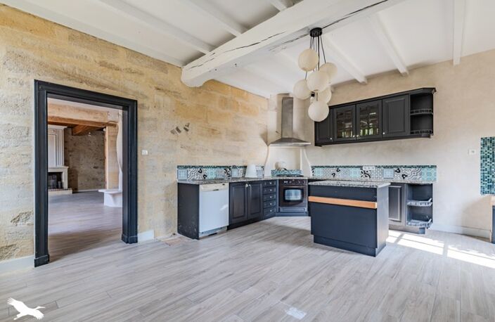 Maison en pierre de 5 pièces principales — photo 4