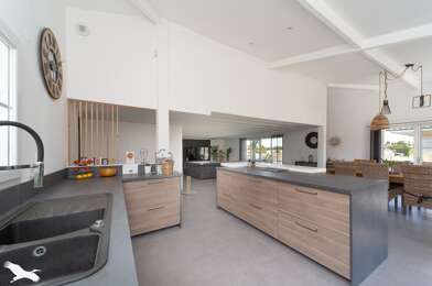 Maison 6 pièces 617730 €