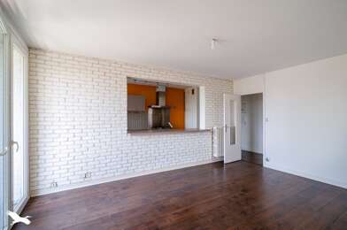 Appartement 4 pièces 161000 €