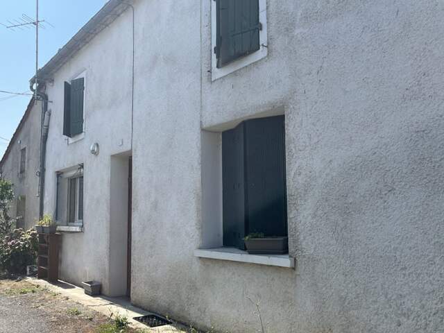 Maison de bourg de 4 pièces principales — photo du bien