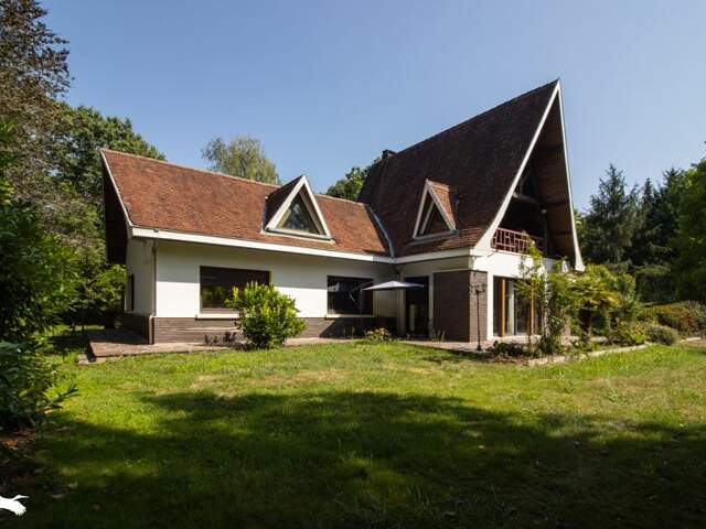 Maison 10 pièces 385 m² à Pomarez — photo du bien