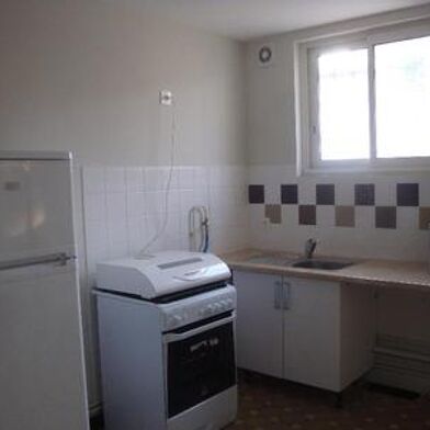 Appartement 1 pièces 425 €