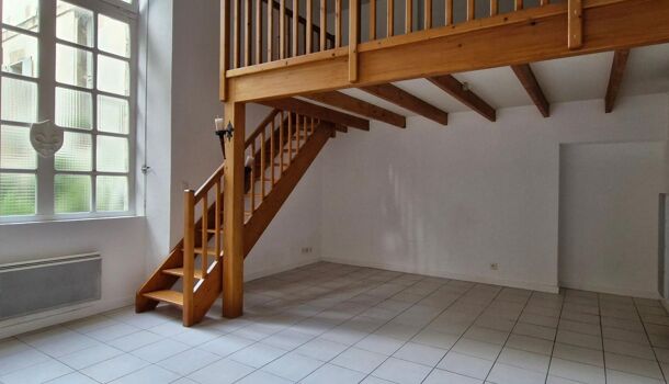 Appartement 1 pièces  à louer Rochelle (La) 17000