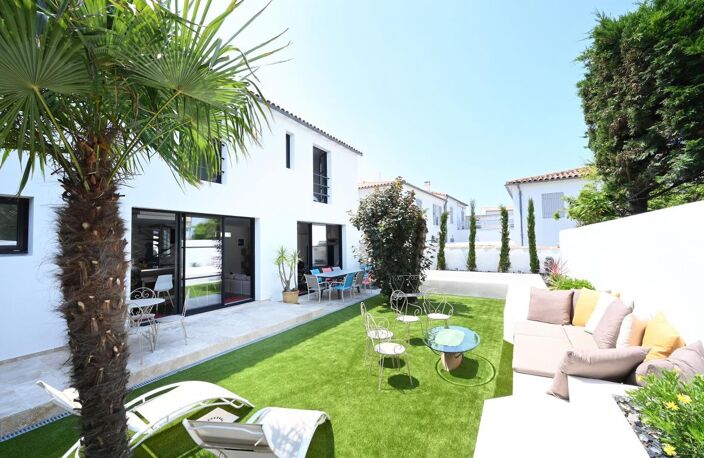 Maison au cœur de SAINT MARTIN DE RE — photo 2