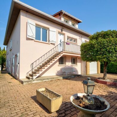 Maison 5 pièces 379000 €