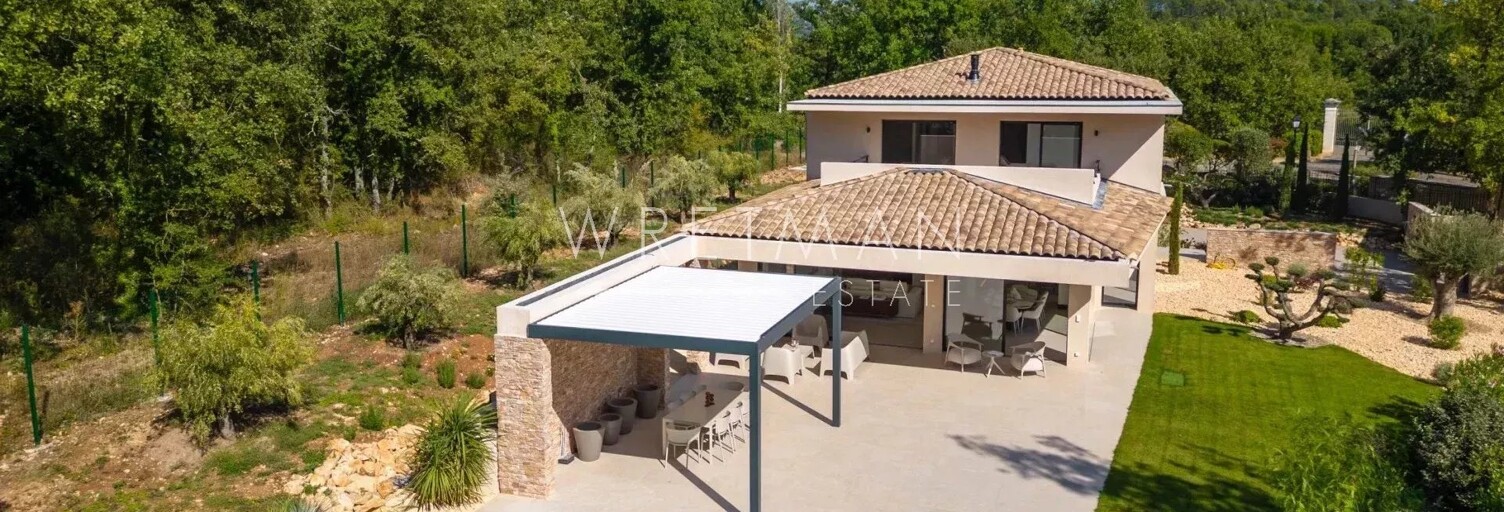 Maison 5 Pièces 240 m² à vendre à Tourrettes (83440)