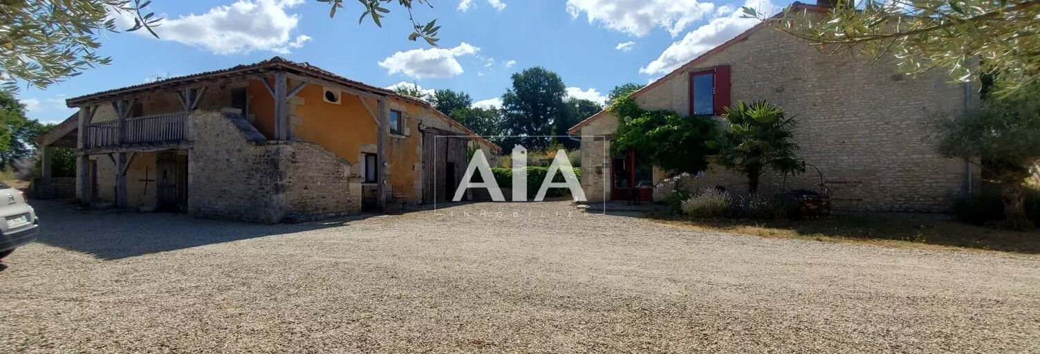 Maison 10 Pièces 247 m² à vendre à Lizant (86400)