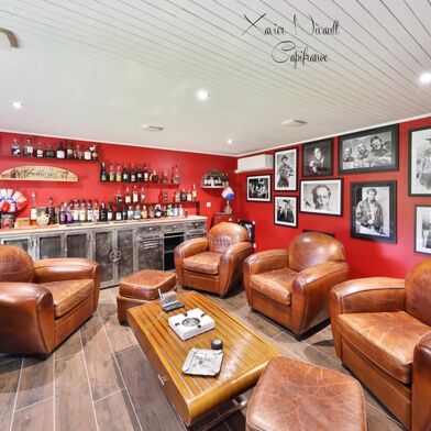 Maison 10 pièces 649000 €