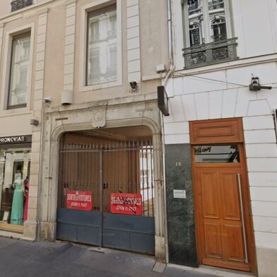 Garage  125 €